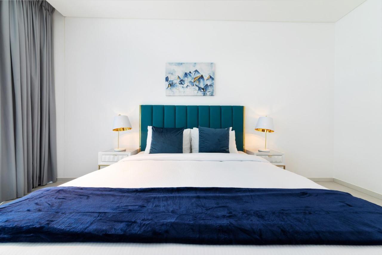 Maison Privee - Luxury, Spacious, Modern Near Burj Khalifa And Dubai Canal Exterior foto