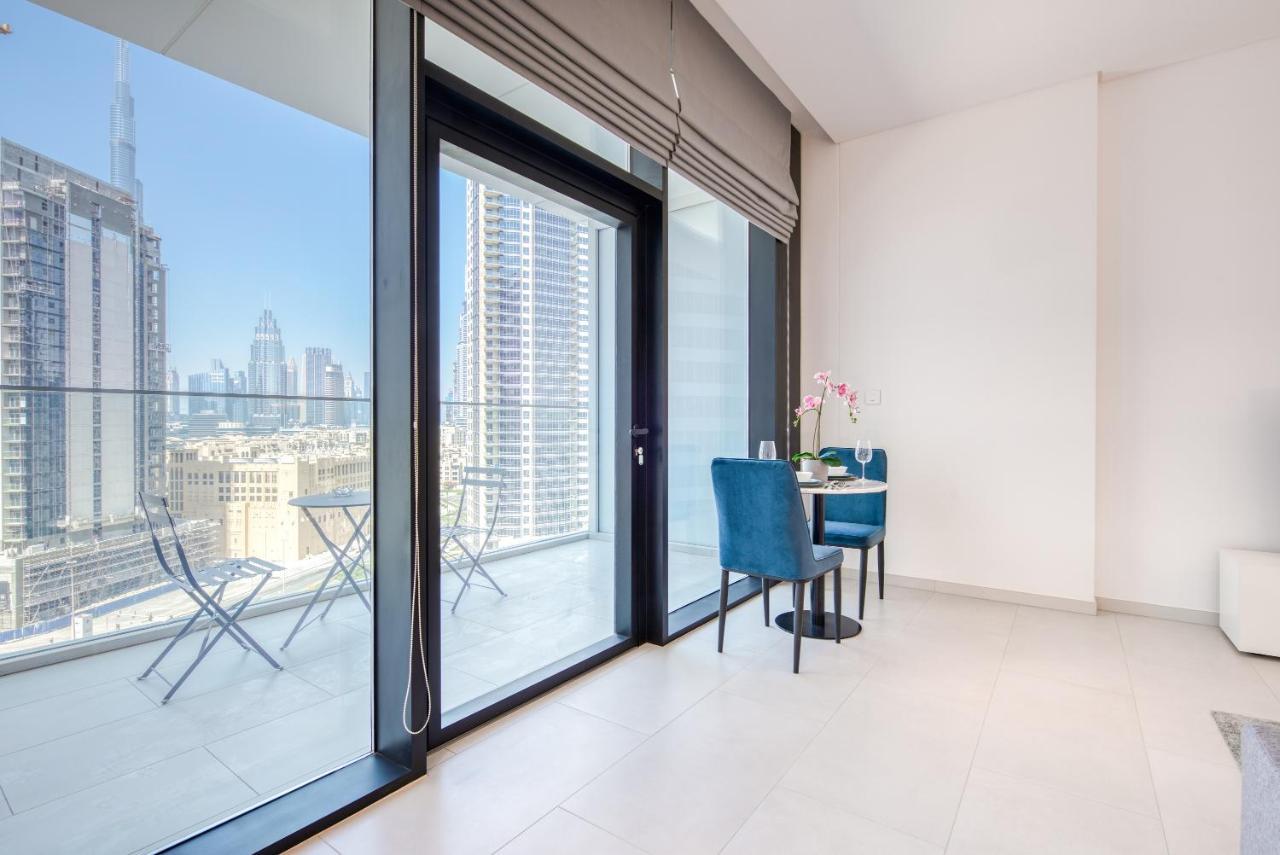 Maison Privee - Luxury, Spacious, Modern Near Burj Khalifa And Dubai Canal Exterior foto