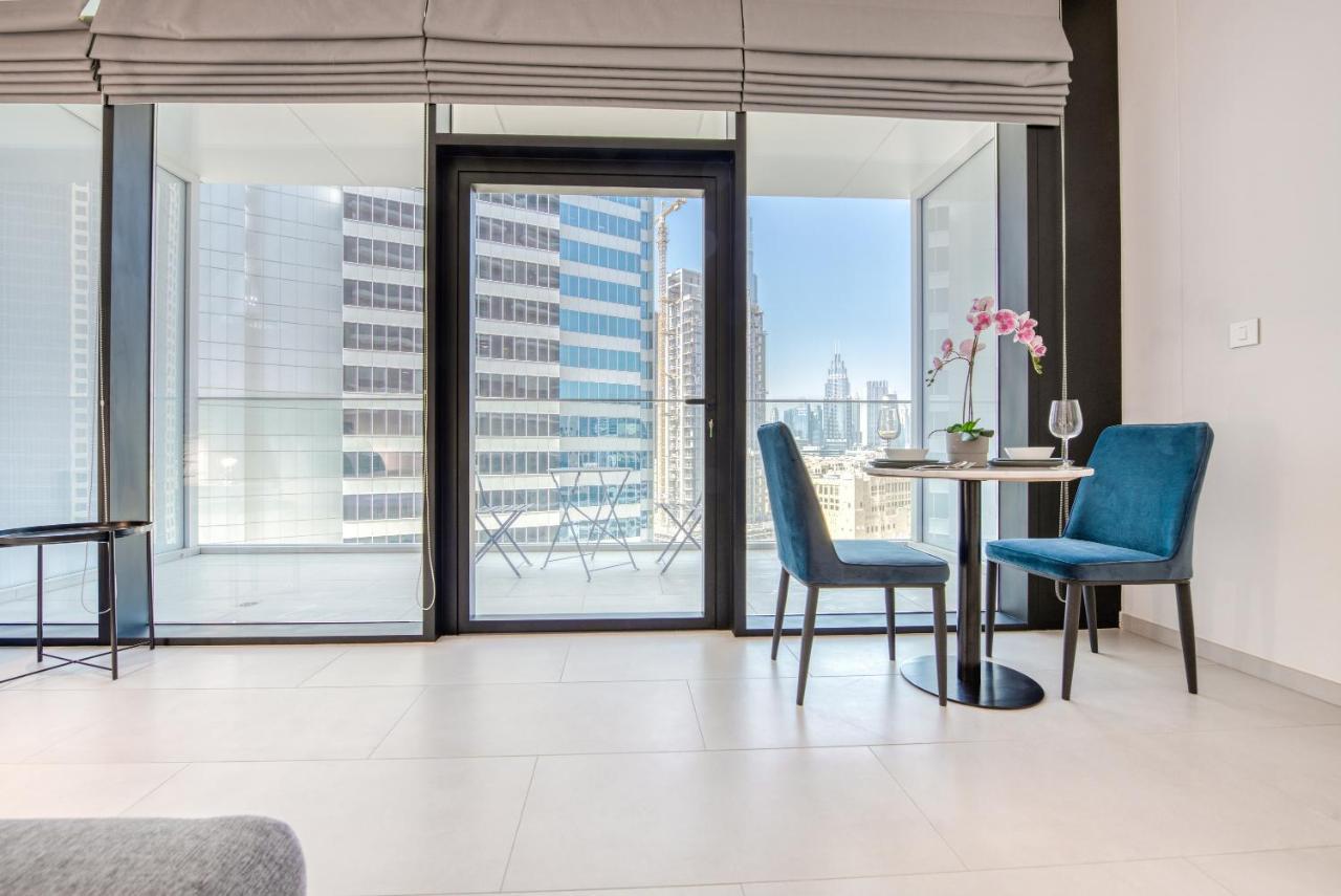 Maison Privee - Luxury, Spacious, Modern Near Burj Khalifa And Dubai Canal Exterior foto