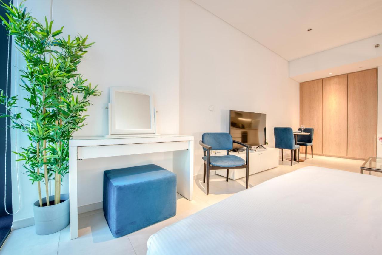 Maison Privee - Luxury, Spacious, Modern Near Burj Khalifa And Dubai Canal Exterior foto